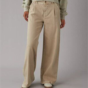 AE Dreamy Drape Stretch Poppy Trouser, size 6 SHORT, Never Worn